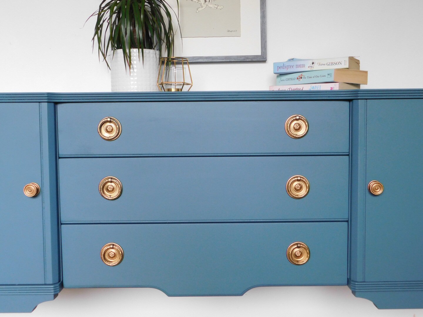 Image of A beautiful blue sideboard