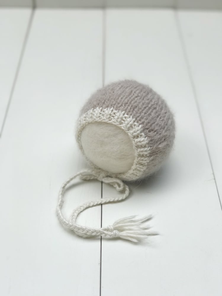 Image of Brushed Alpaca Bonnet - Taupe/Cream - RTS