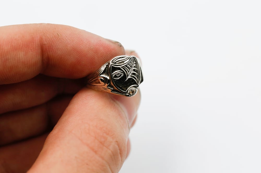 Image of 18k White Gold Hand Engraved Ring w/ Champagne Diamond