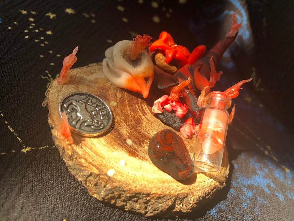 Image of Altar Accent - Aries