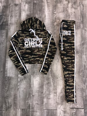 Image of The cameo set 