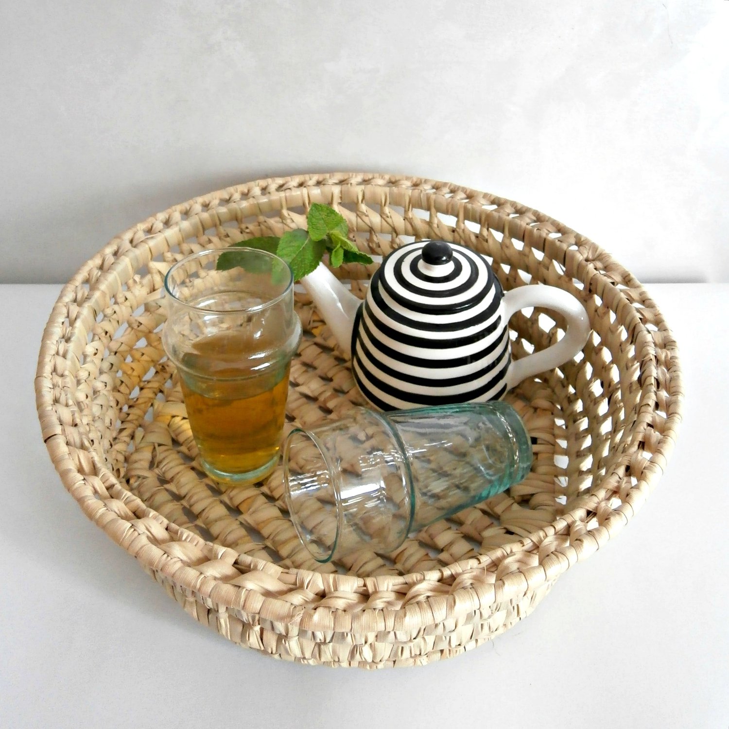 Image of ROUND PALM LEAF TRAY