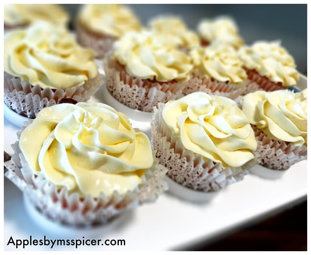 Image of Cupcakes en Blanc