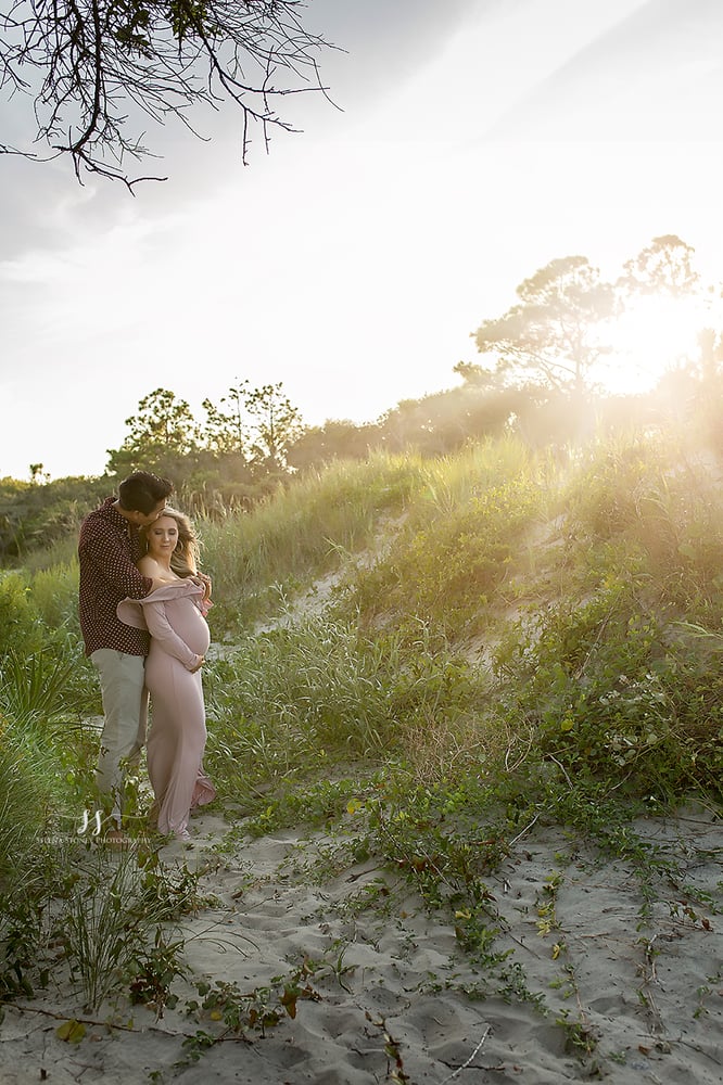 Image of Maternity and newborn session (retainer)