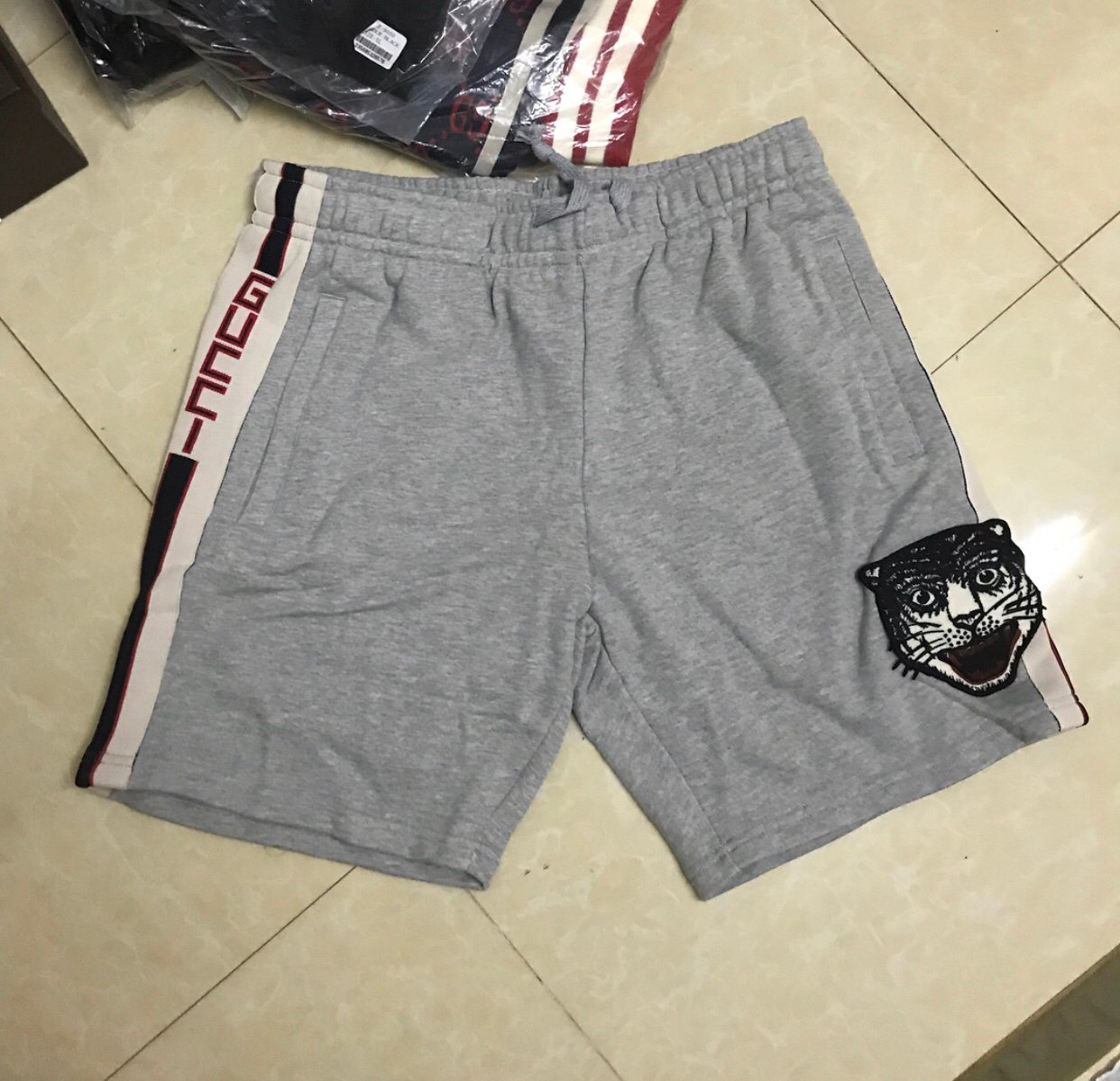 gucci sweat shorts