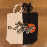 Image 4 of FROGGY SK8 TOTE BAG