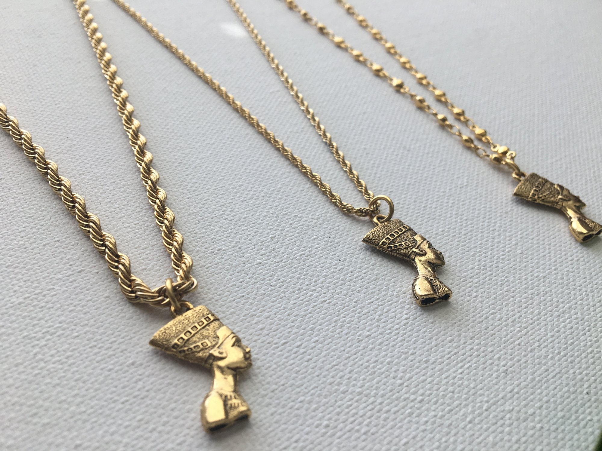 Nefertiti necklace 2025