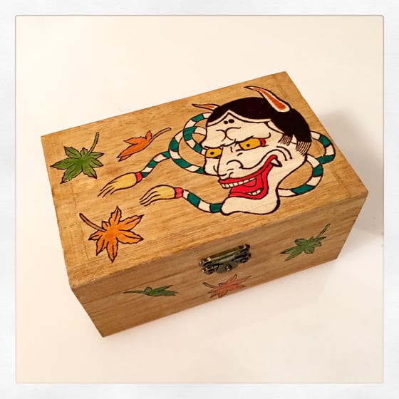 Image of Hanya wooden box