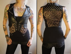 Image of Studded fauxleather/leopard bikervest