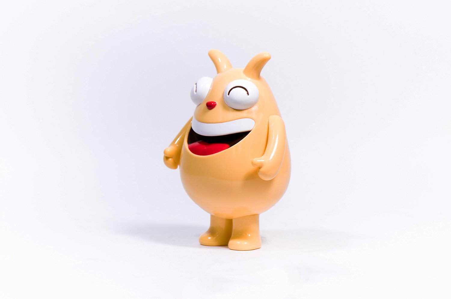 Image of WACKYMONS LOFING VINYL FIGURE