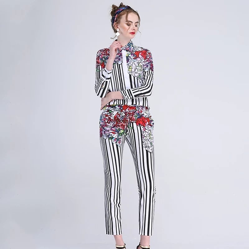 Couture pants suit