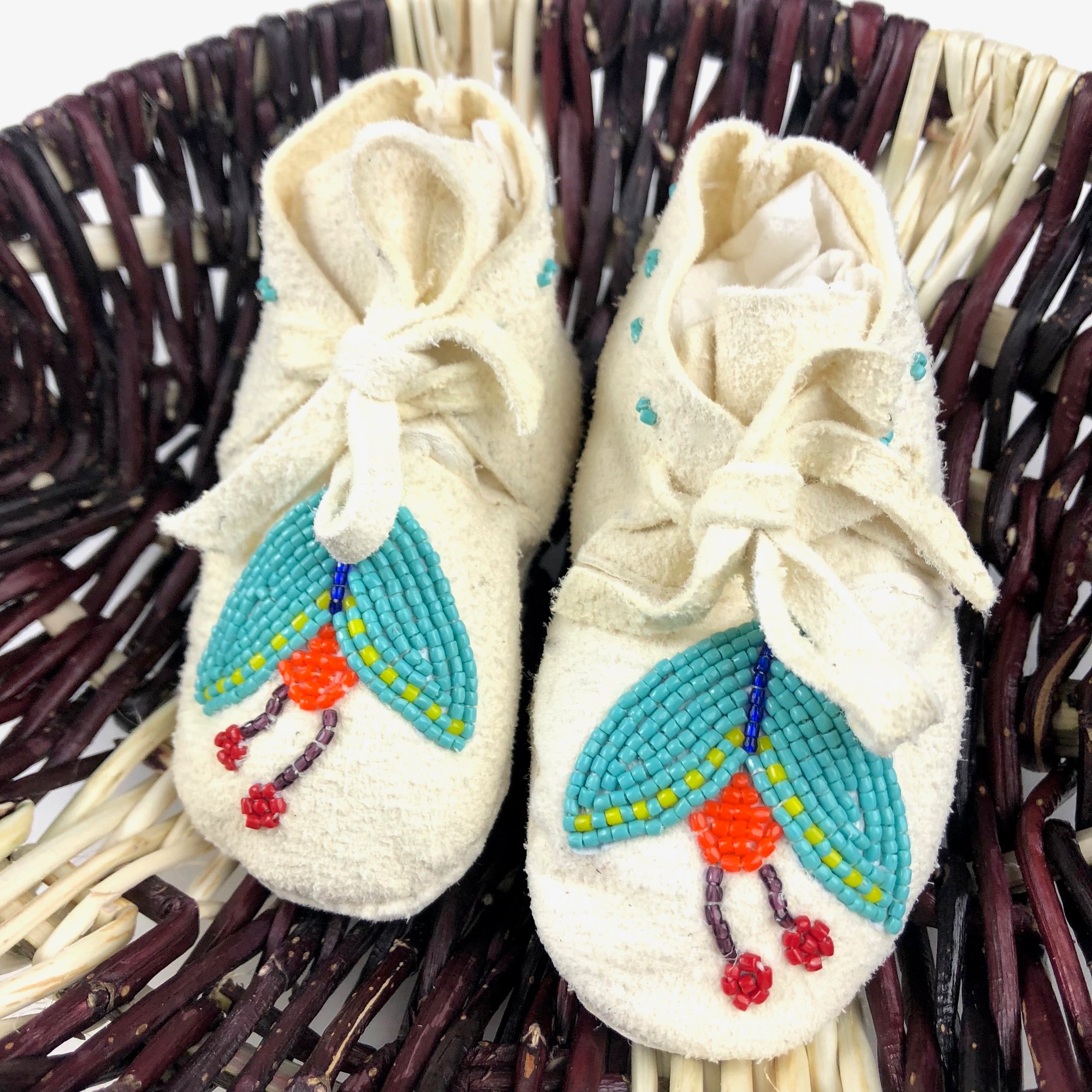 Beyond Buckskin Boutique — Precious Newborn Moccasins 