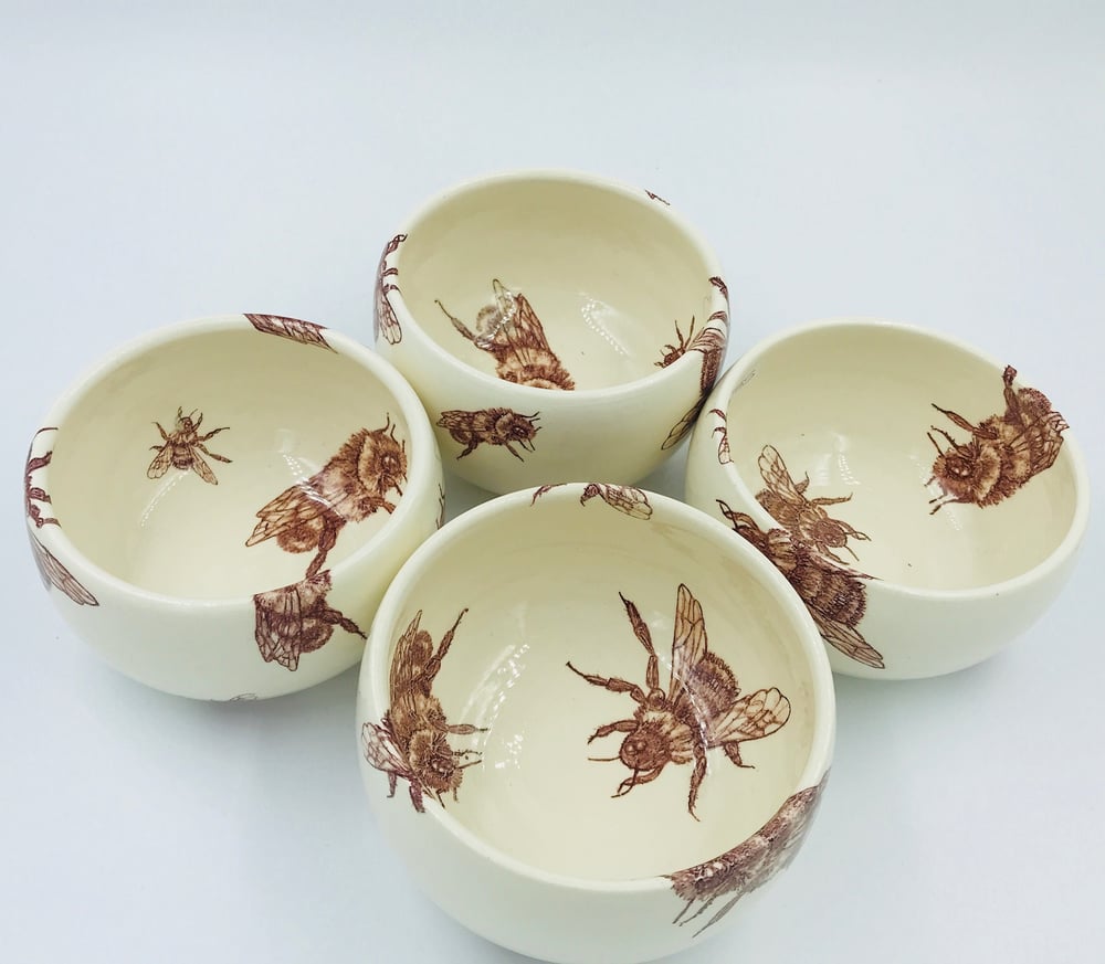 Image of Mini Bee Bowls