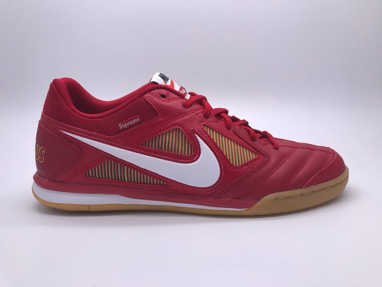 Image of NIKE SB GATO QS SUPREME RED