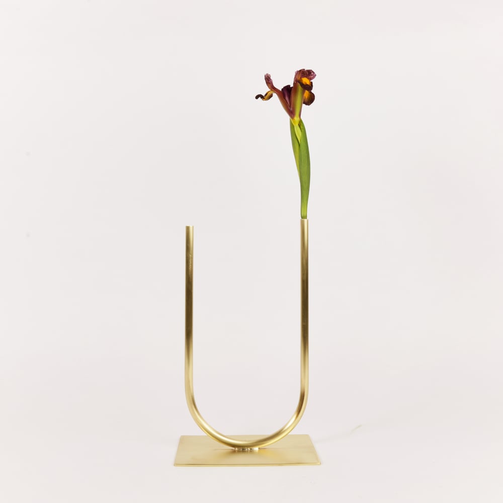 Image of Vase 00313 - Even U Vase