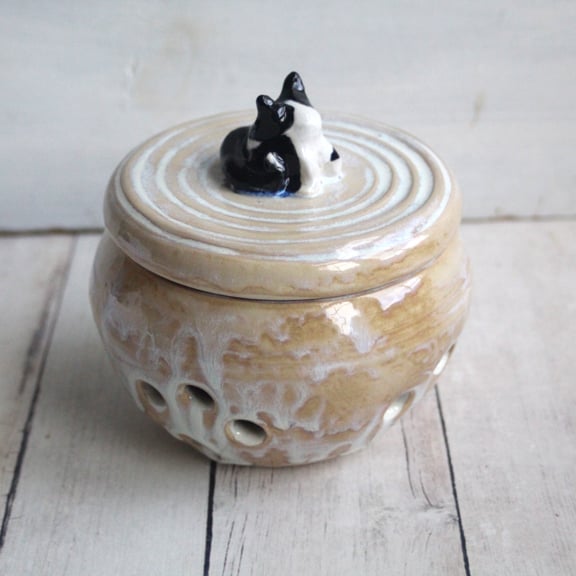 Handmade Ceramic Garlic Keeper