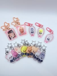 Image 2 of skzoo portraits keychains
