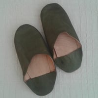 Image 4 of OLIVE GREEN LEATHER BABOUCHE