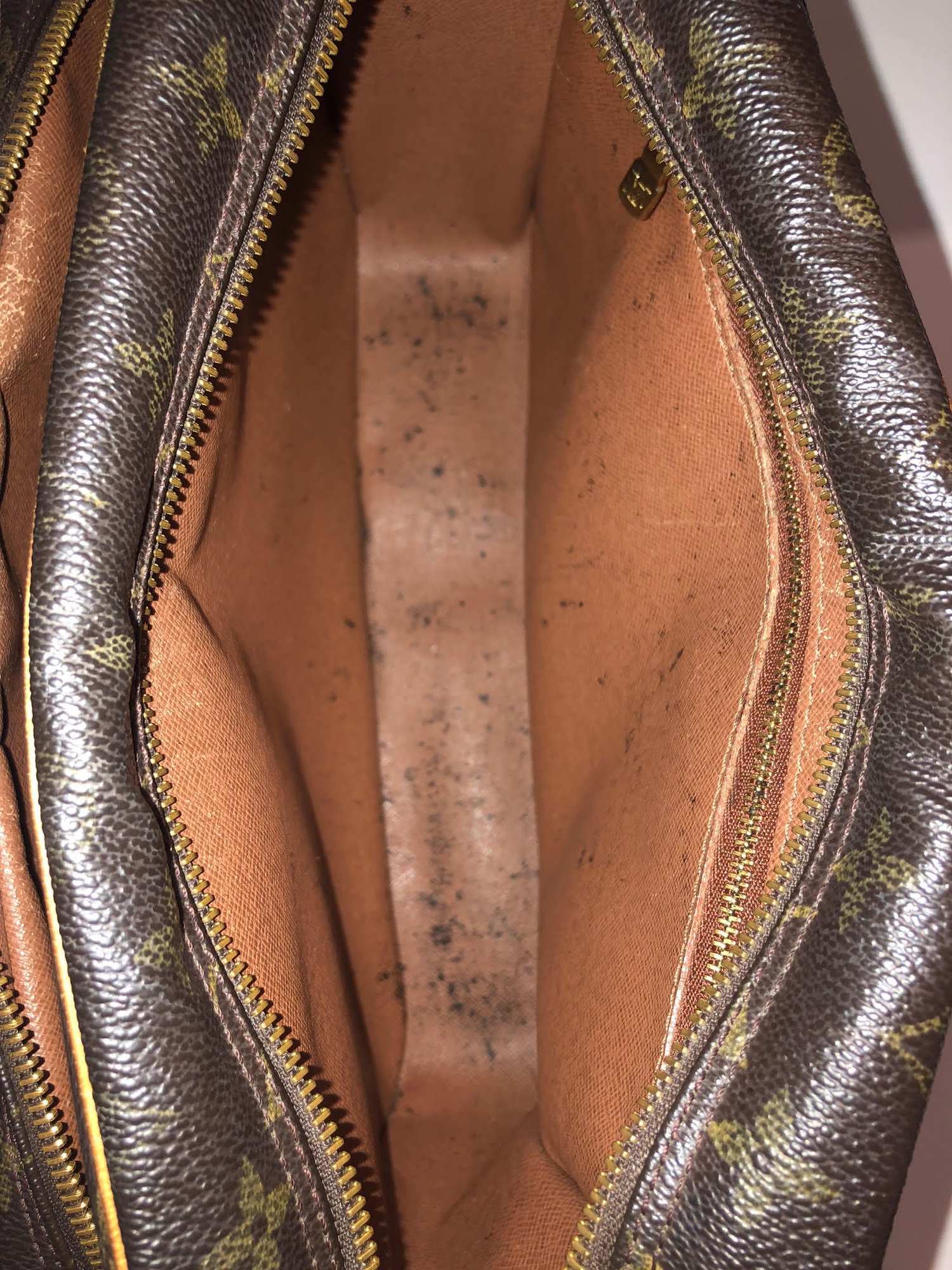 Image of Louis Vuitton CROSSBODY MONOGRAM