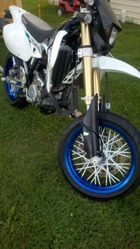 Image 2 of DRZ-Spoke skinz.