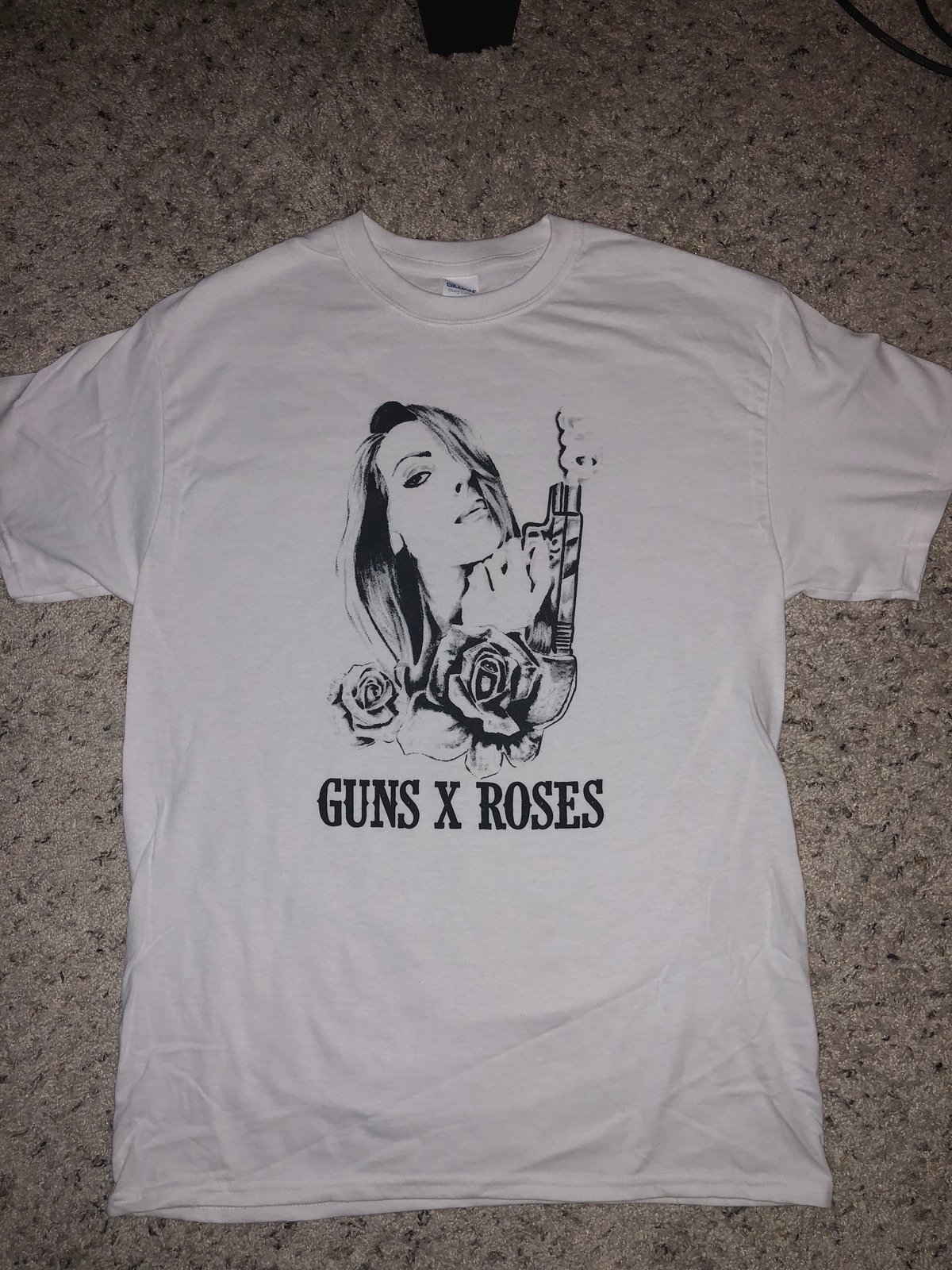 NEW!!! Guns X Roses White Tee