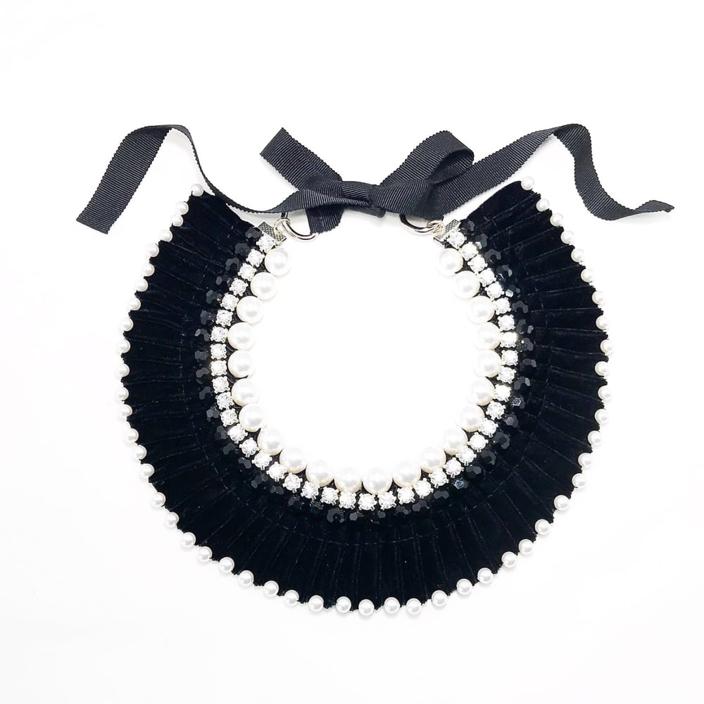 Image of Velvet Pleated Necklace - Black 