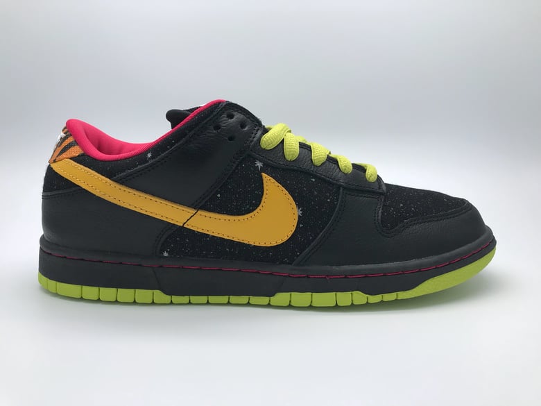 Image of NIKE DUNK LOW PREMIUM SB “SPACE TIGER”