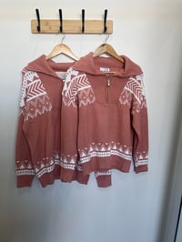 Peach & White jumper 