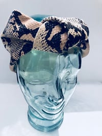 Image 2 of GENUINE LEATHERSNAKE EMBOSSED TURBAN HEADBAND