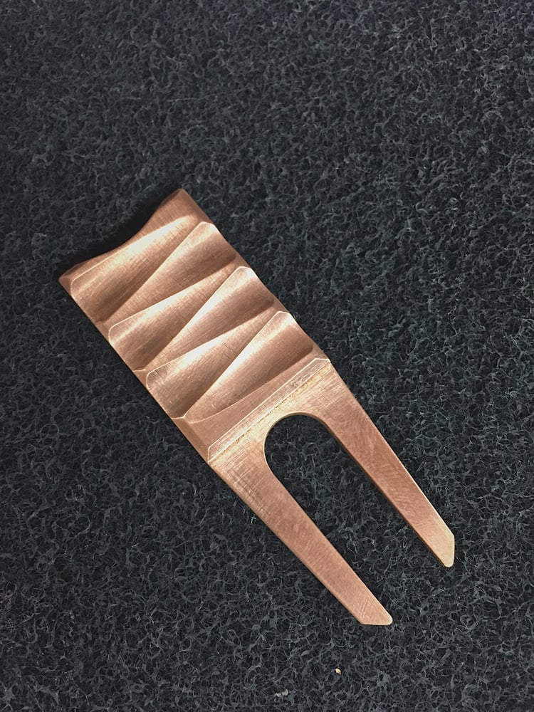 Image of Copper Scalloped Divot Tool
