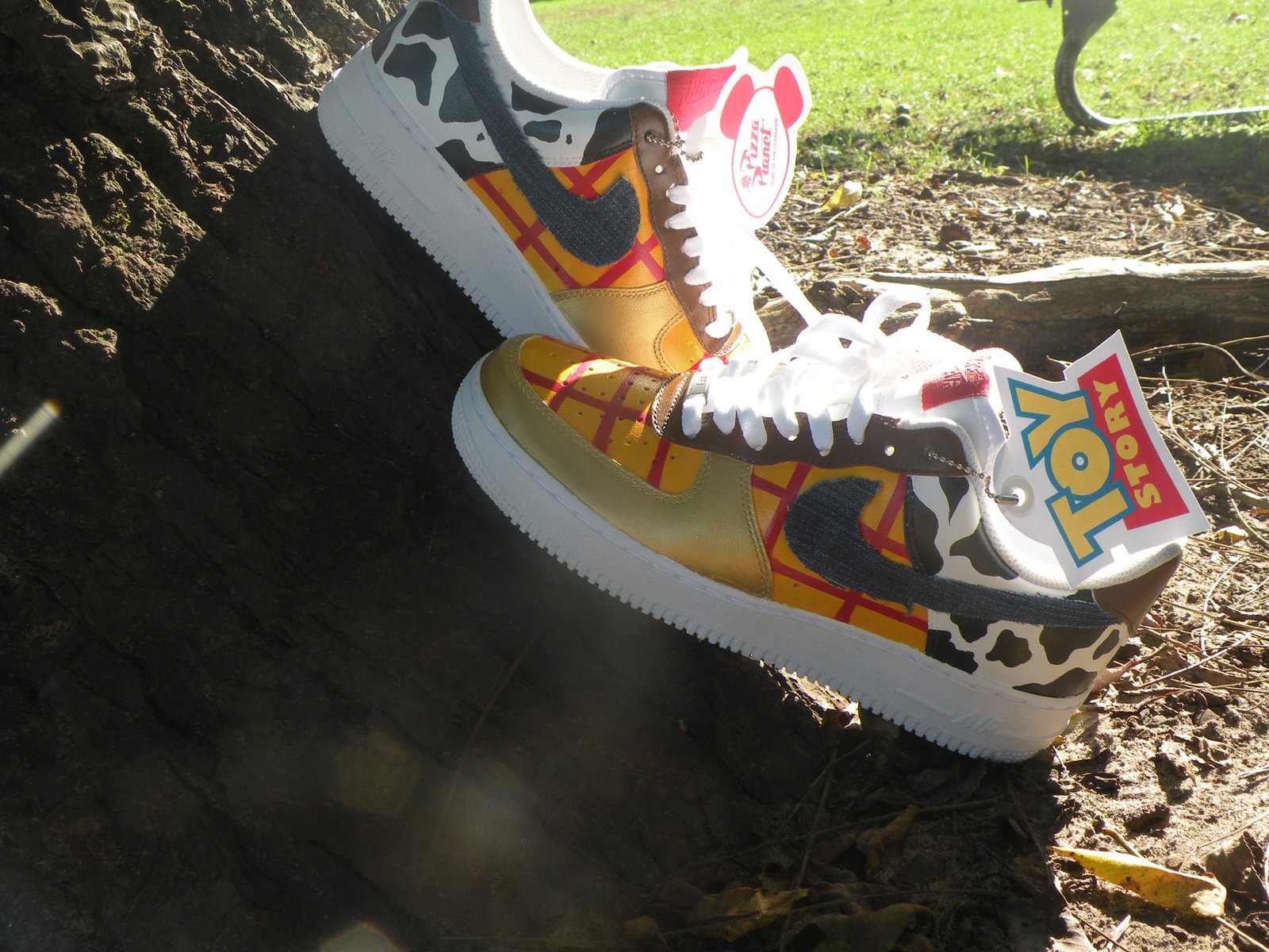 nike woody toy story