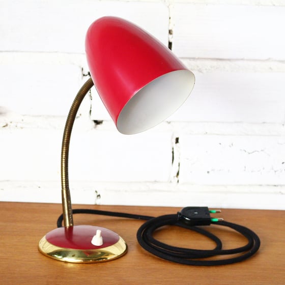 Image of lampe de bureau vintage en métal rouge et doré