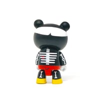 Image 2 of Toy2R Qee 2.5" Skelanimals - Chauskoskis