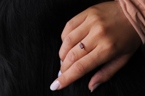 Image of Bague Meluna // Garnet