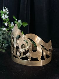 Image 9 of Authentique couronne du XIXème siècle en laiton martelé, ajustable! 