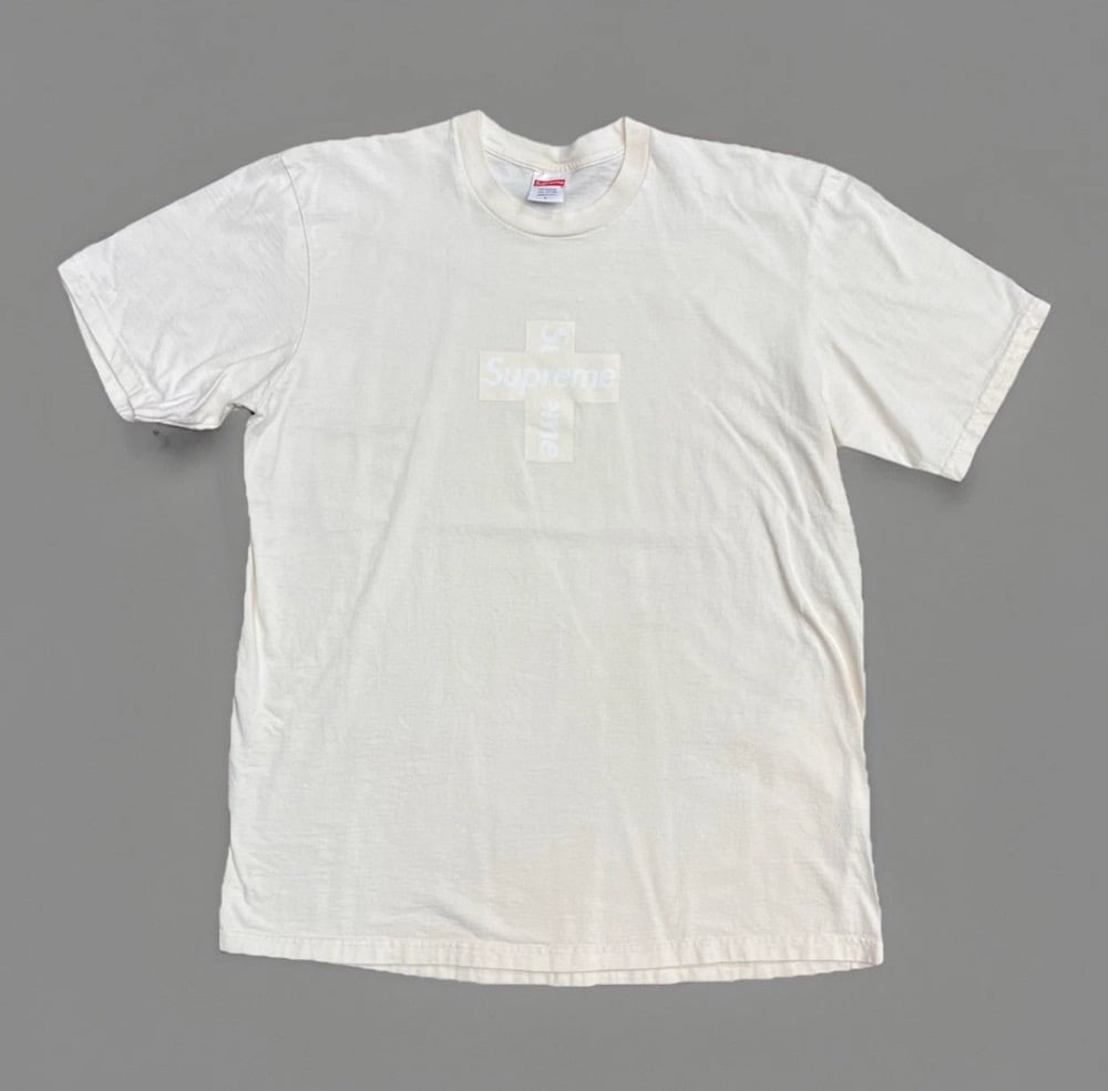 Supreme Cross Box Logo Sz L (CREAM) | Casa Vintage