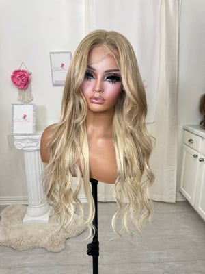 Image of Human hair sandy blonde (ready to ship)