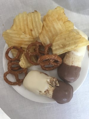 Image of SLAM DUNK - Double Dipped Shortbread - Potato Chips and Pretzels 