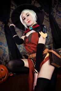 Image 5 of Witch Mercy Set