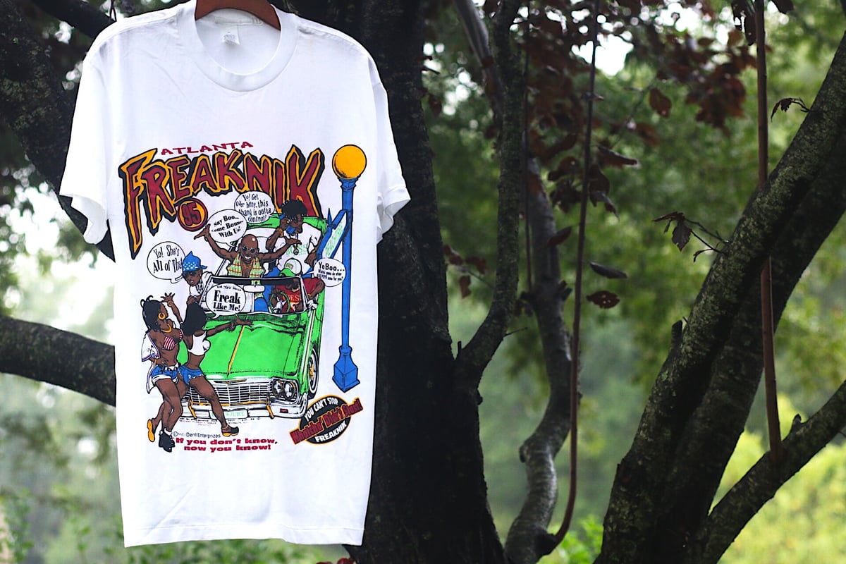 Standout Vintage — Rare 1995 Vintage 
