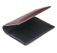 Image 4 of Bifold n°4 - Burgundy red hand-painted alligator card holder