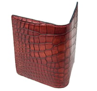 Image 3 of Bifold n°4 - Burgundy red hand-painted alligator card holder