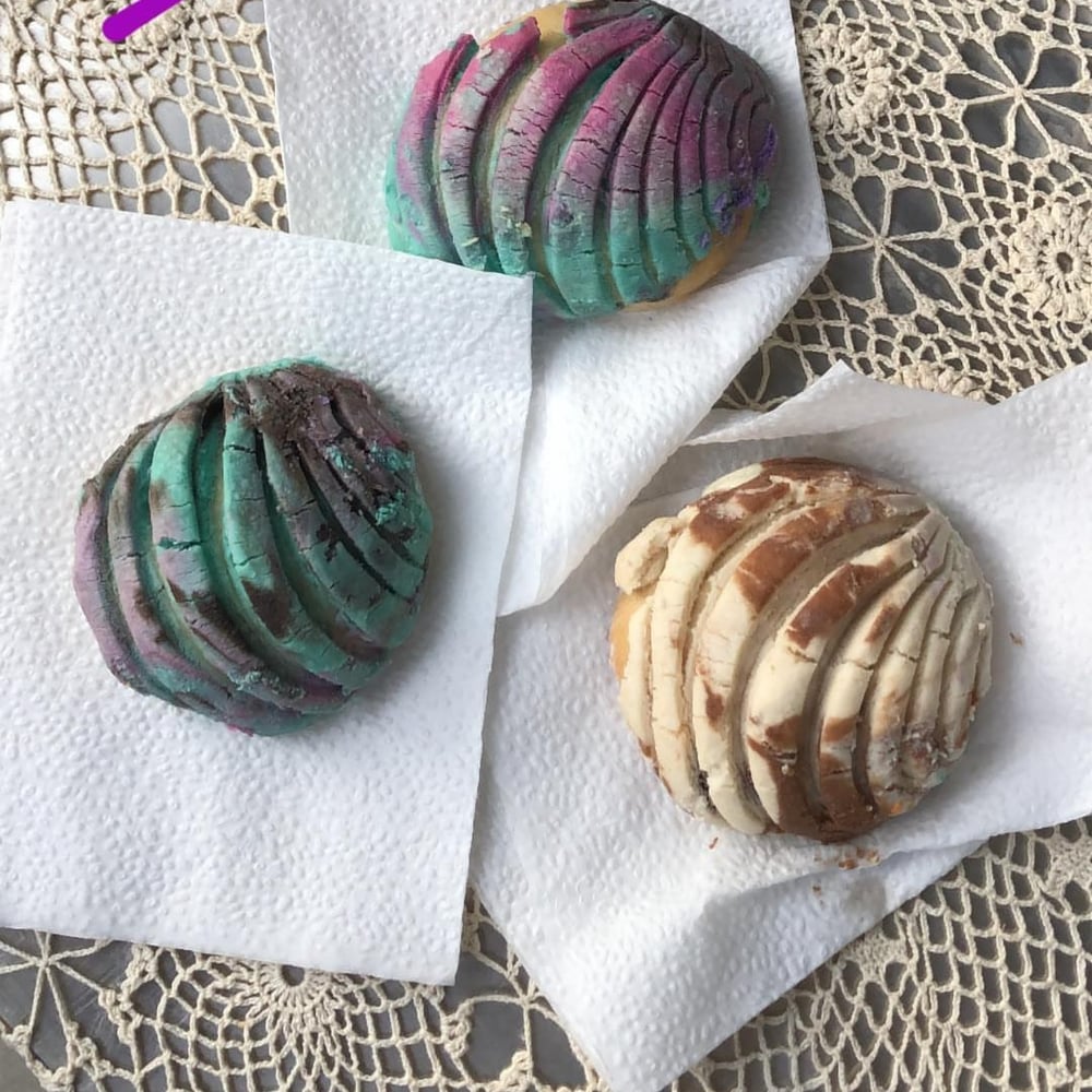 Image of One dozen Vegan Conchas 