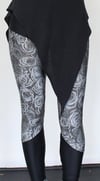 Gray Roses Leggings