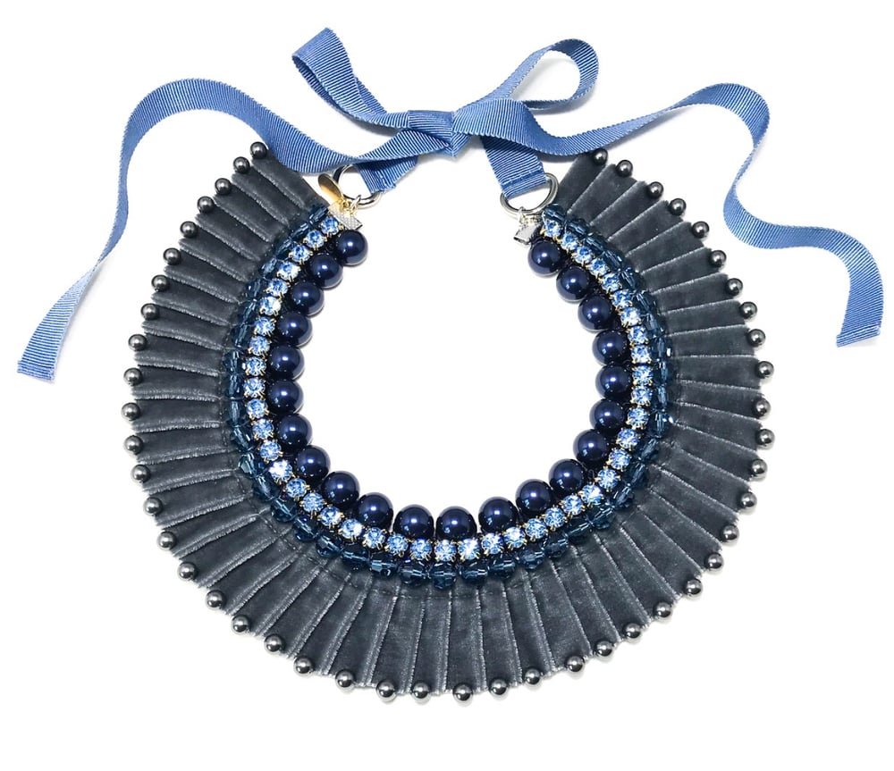 Image of Velvet pleated Necklace - Gray