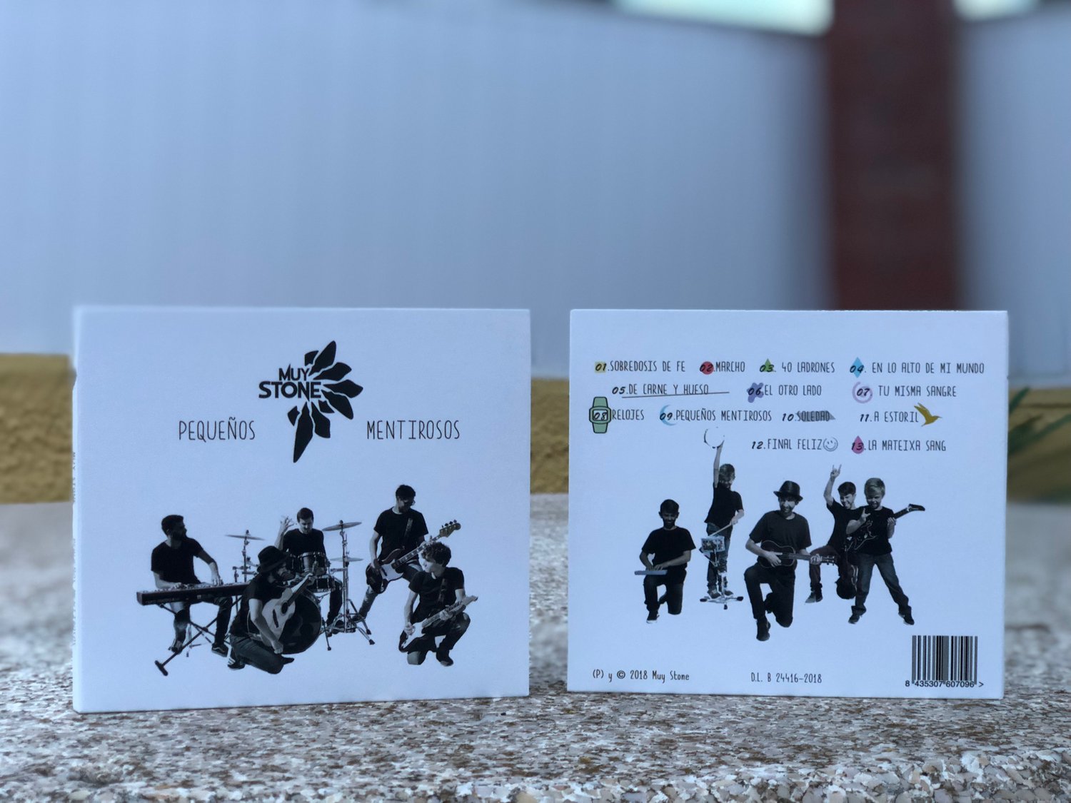 Image of Disco Pequeños Mentirosos