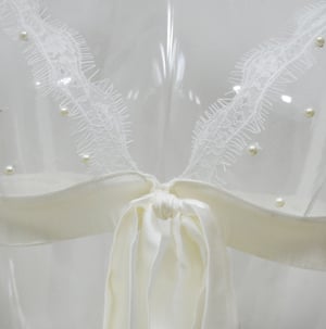 Image of VIVIAN Silk satin & pearl tulle Bow tie Bra