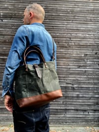 Image 4 of Waxed canvas tote bag with leather handles and shoulder strap