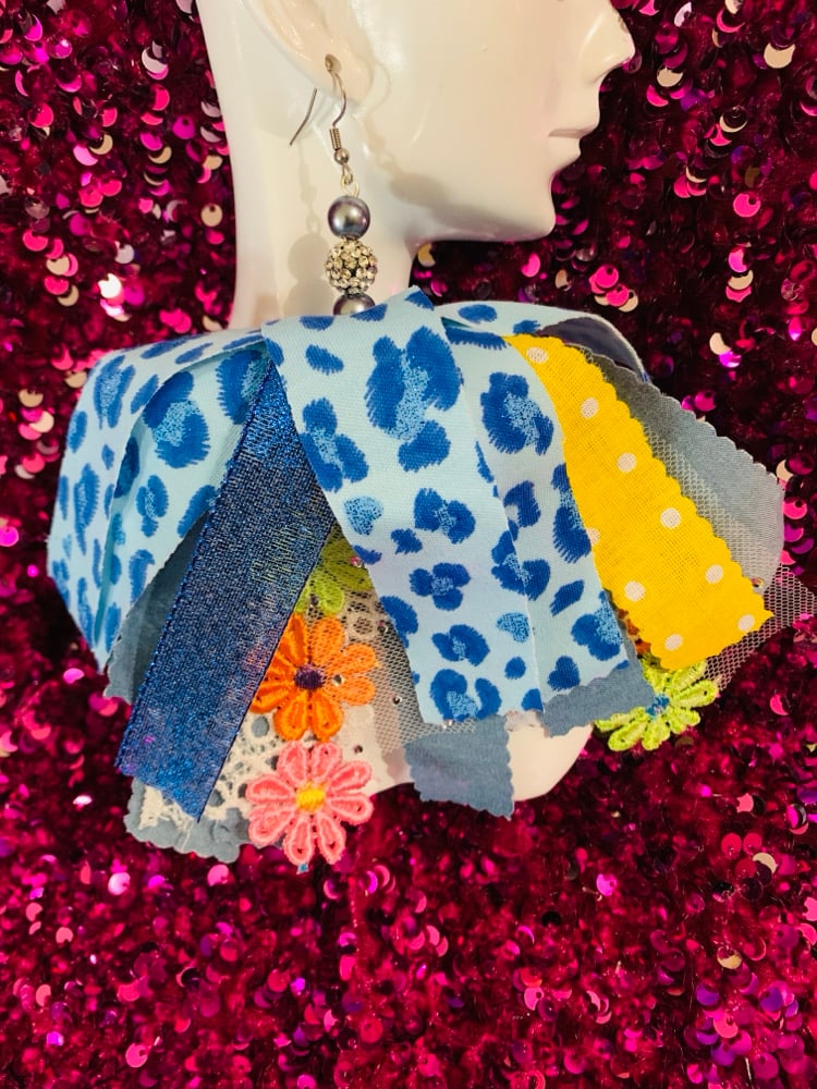 Image of Blue Leopard Earrings 