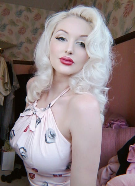 Image of Lips and Eyes Top